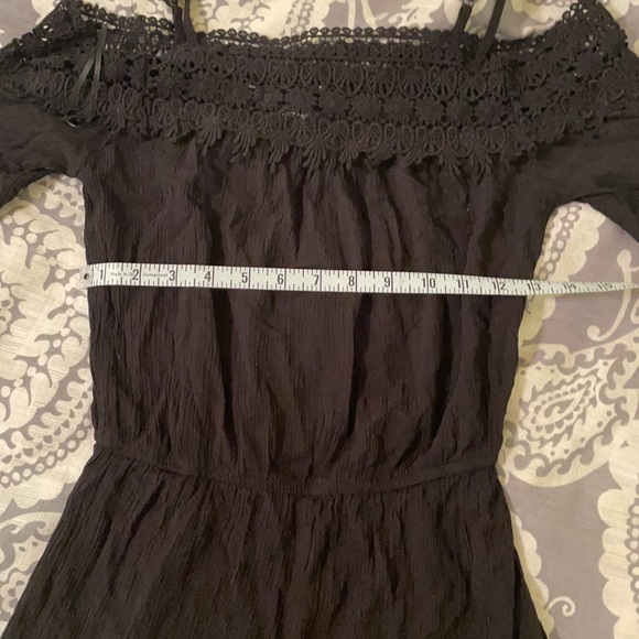 NWT Black Cold Shoulder Romper - Picture 7 of 11